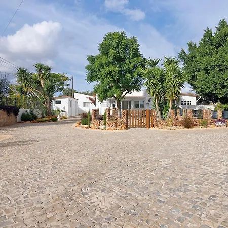 Feriehus Moncoracao Village *