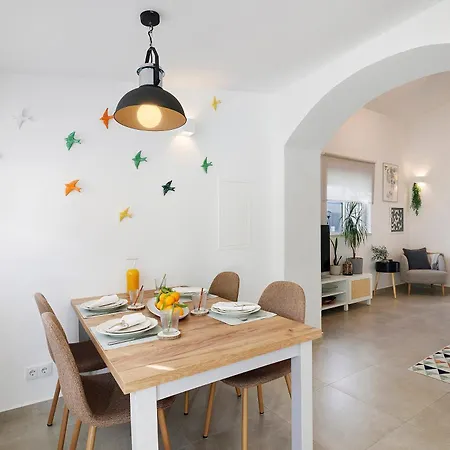 Moncoração Village