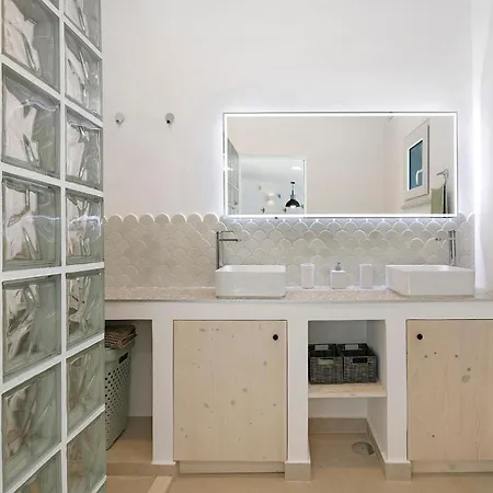 Casa de Férias Moncoração Village *