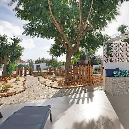 Moncoracao Village * Moncarapacho